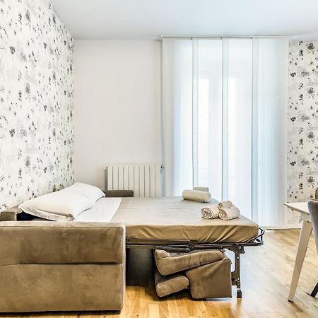 Settembrini Apartment Milaan Buitenkant foto
