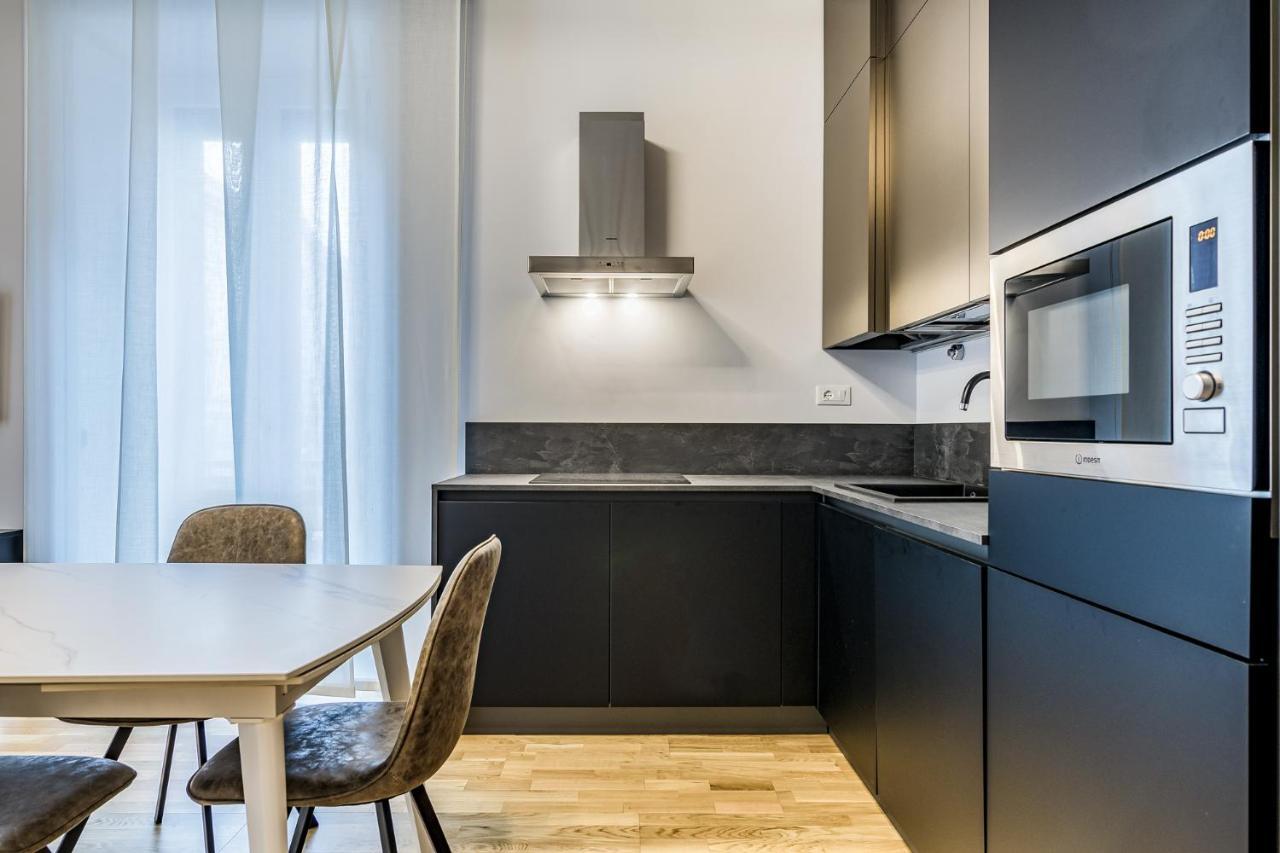 Settembrini Apartment Milaan Buitenkant foto